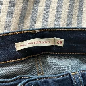 Levi’s mile high super skinny jeans.